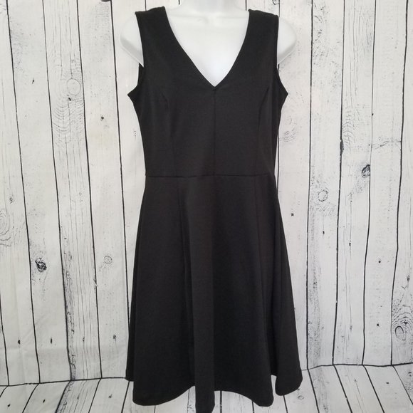H&M Dresses & Skirts - H&M V-Neck Fit & Flare Black Dress